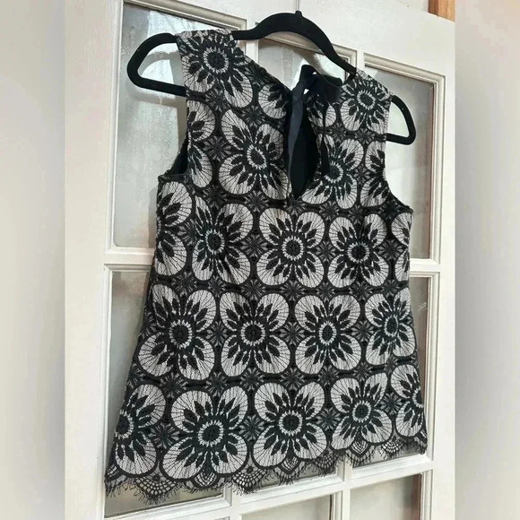 Banana Republic | Gray Black Embroidered Floral Print Bohemian Top Size S - Picture 4 of 10